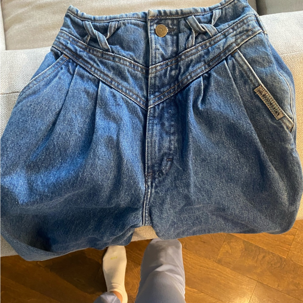 ROCKY MOUNTAIN JEANS